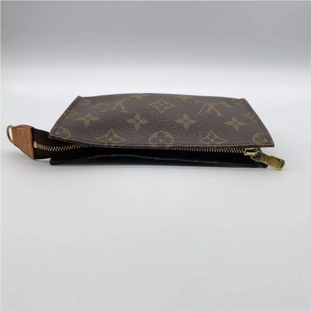Louis Vuitton Pouch